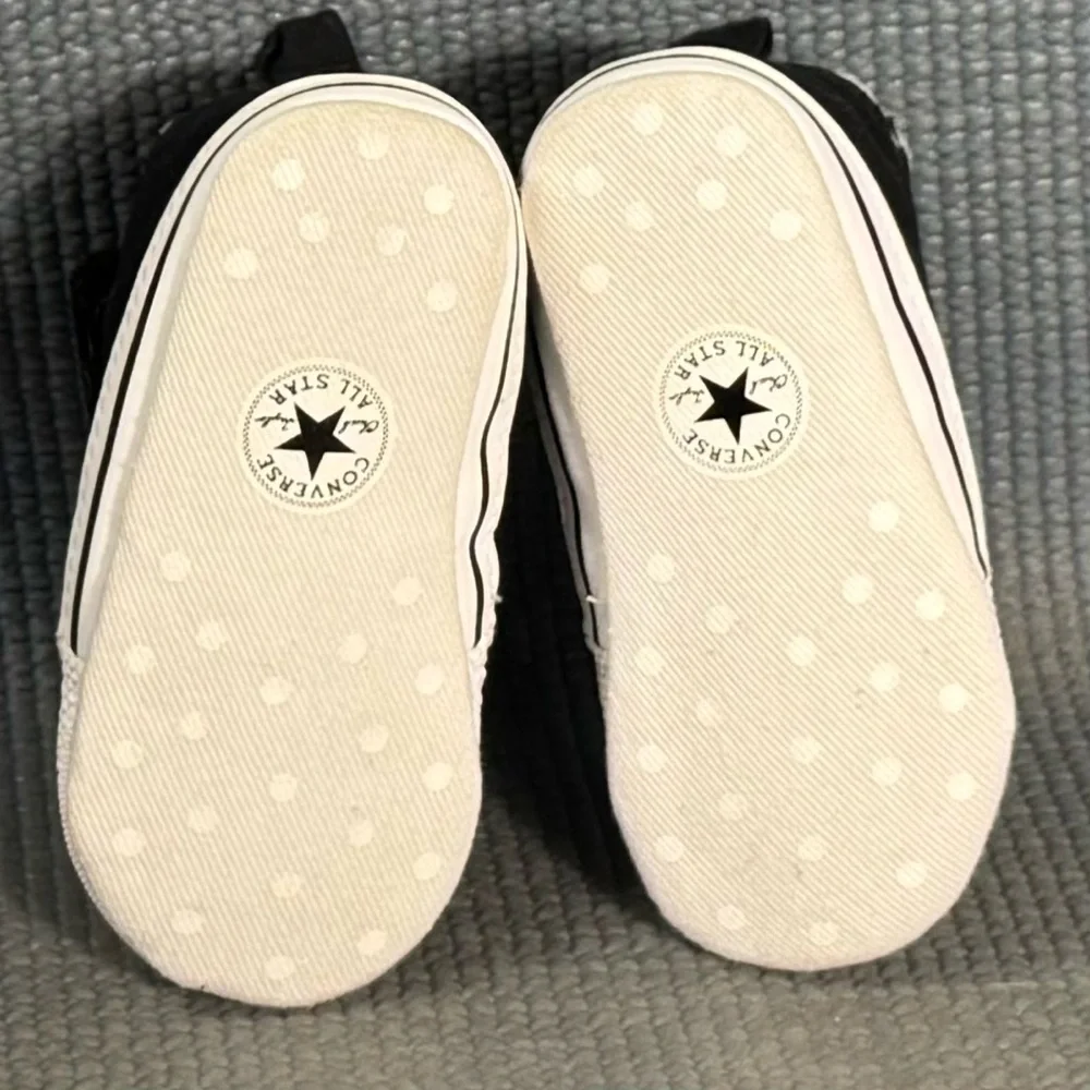 Converse All Star Chuck Taylor Crib Baby Black Soft Sole Shoes‎ Size 2C